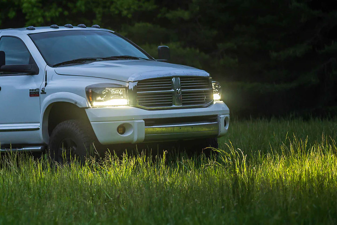 2006-2008 Dodge Ram 1500 2500 LED DRL Projector Headlights - 2013+ Replica Design - Image 5
