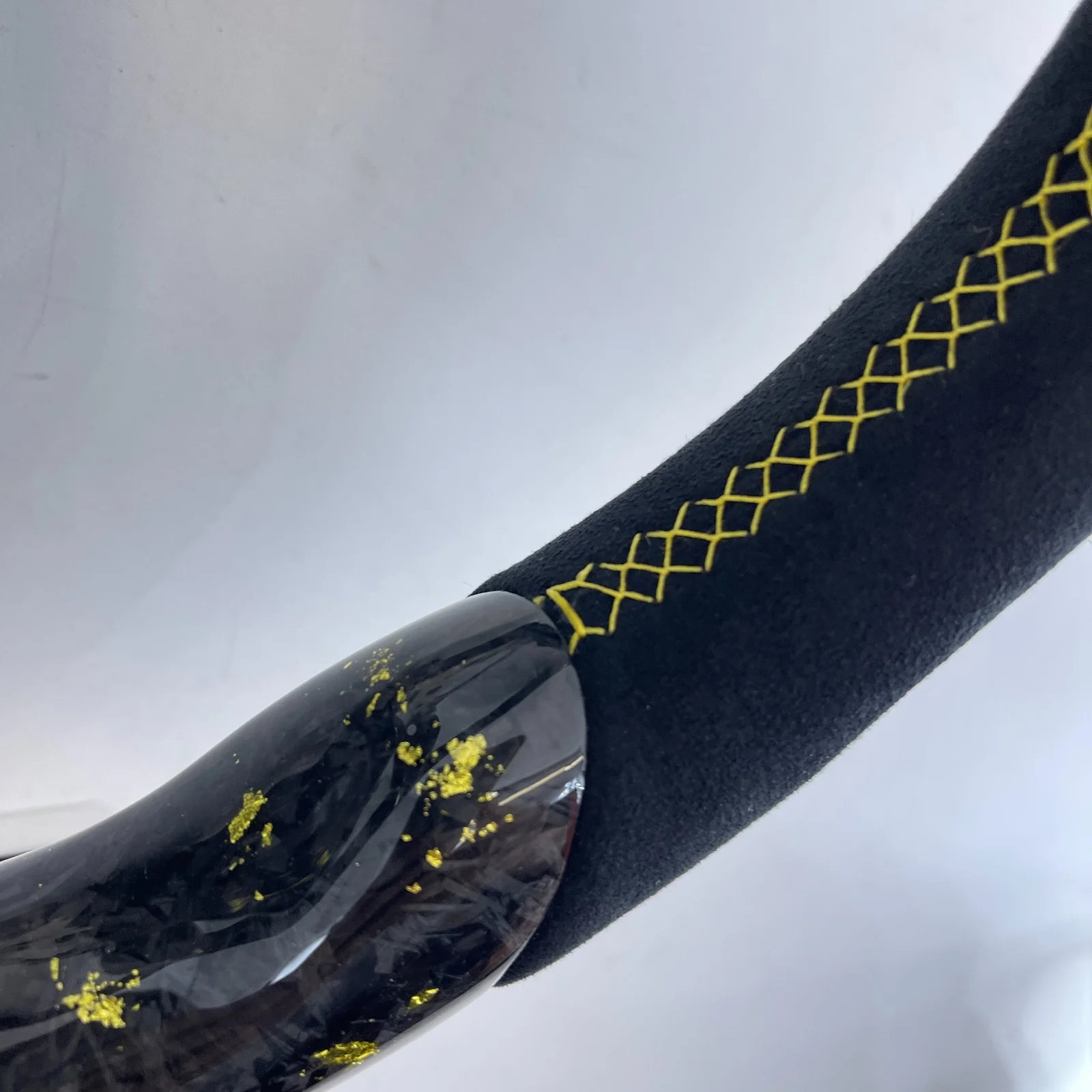 2005-2014 Ford Mustang Carbon Fiber Steering Wheel - Image 16