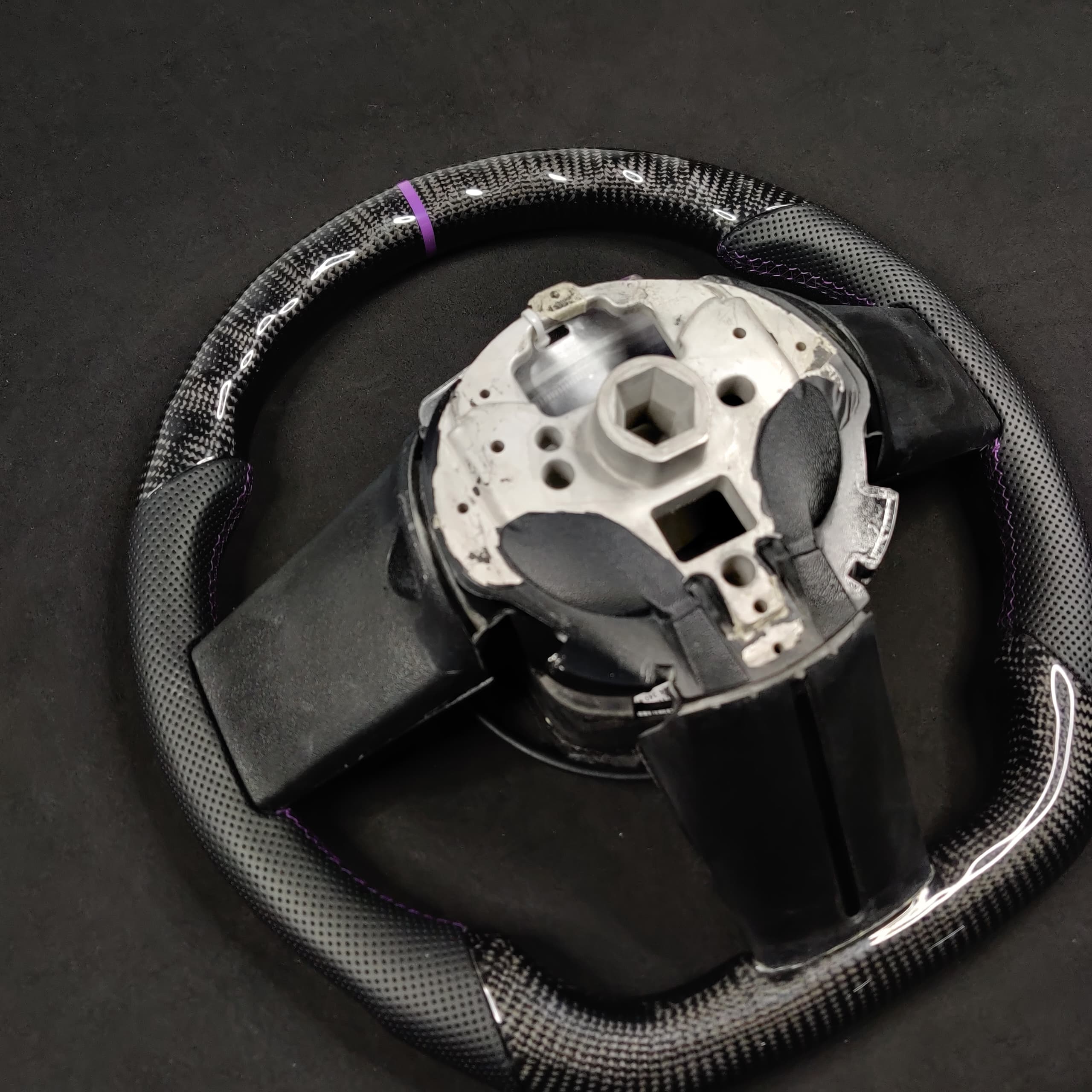 2005-2014 Ford Mustang Carbon Fiber Steering Wheel - Image 29