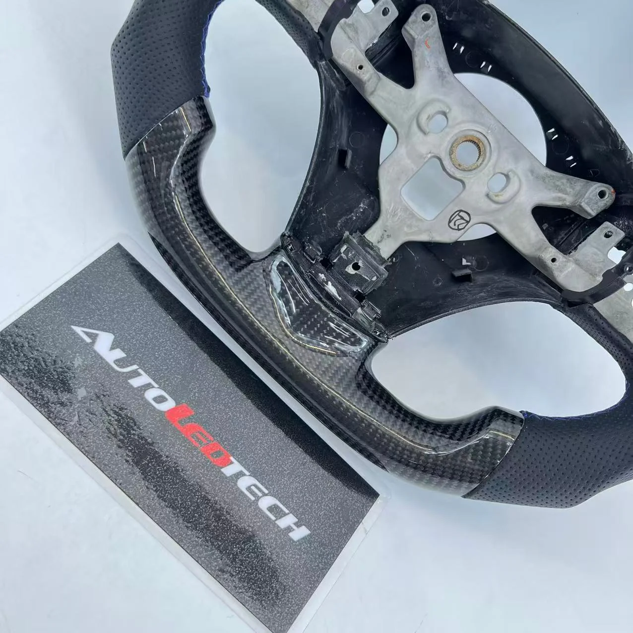 2011-2013 Chevy C6 Corvette Carbon Fiber Steering Wheel - IN STOCK - Image 3