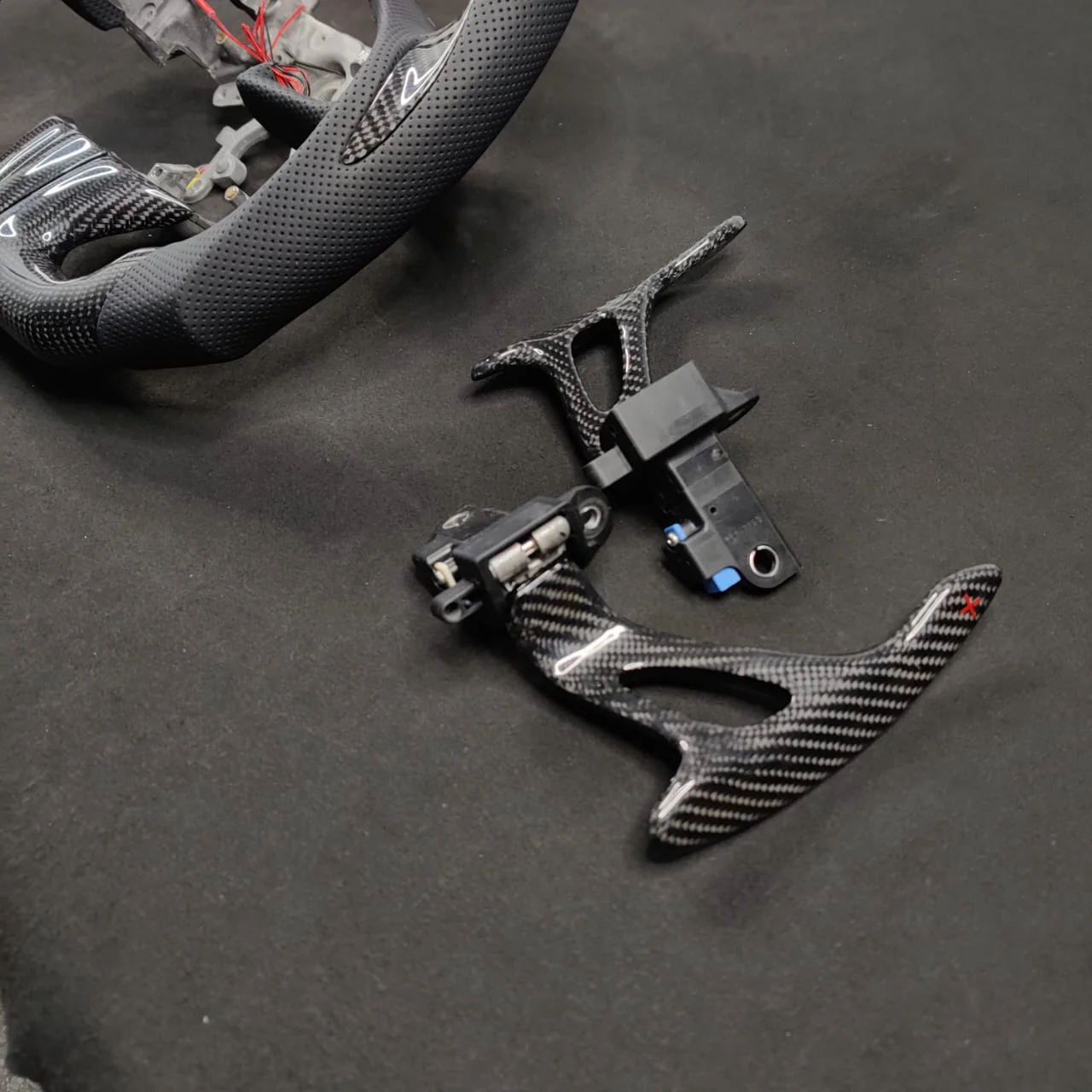 2013-2024 Infiniti Q50 Q60 Custom Carbon Fiber Steering Wheel - Image 43