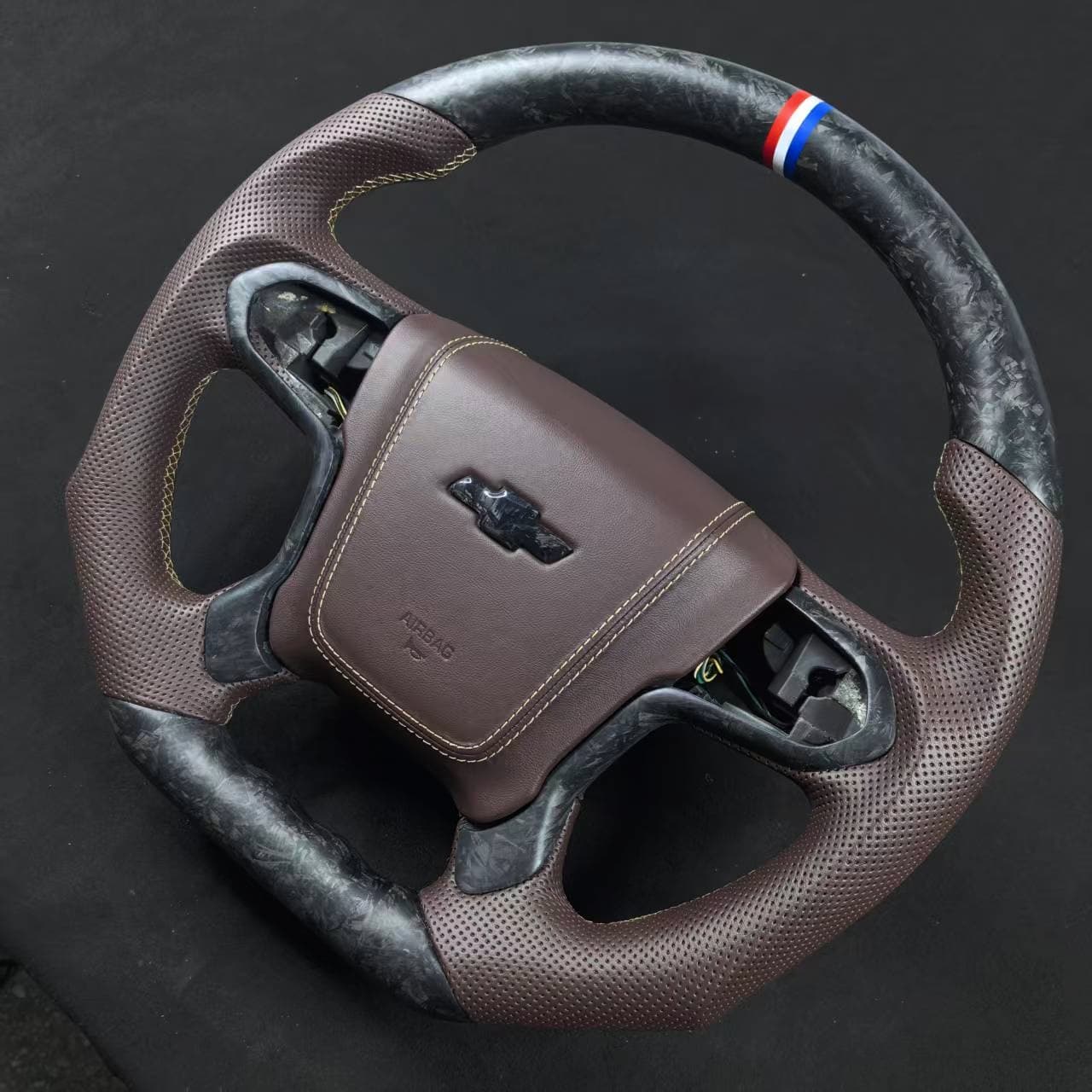 2014-2020 GMC Sierra Yukon Custom Carbon Fiber Steering Wheel - Image 14