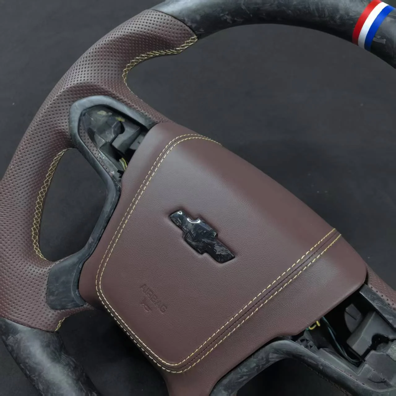 2014-2020 GMC Sierra Yukon Custom Carbon Fiber Steering Wheel - Image 8