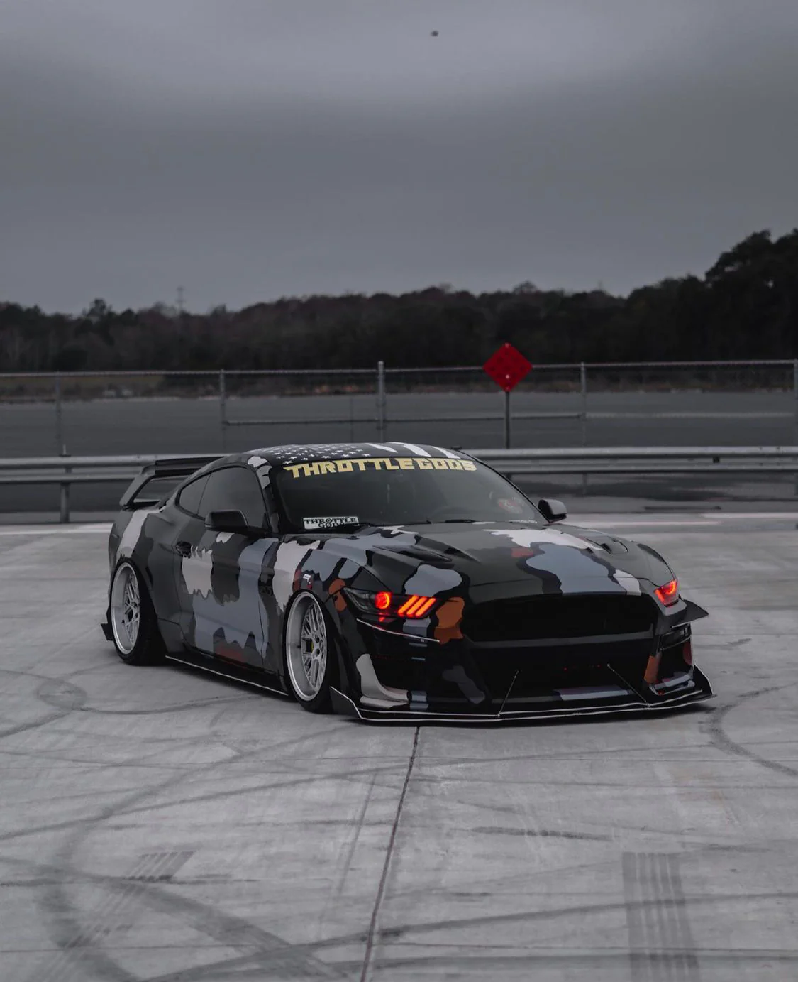 2015-2017 Ford Mustang Flow Series RGBW LED DRL Halo Prebuilt Headlights - Image 7