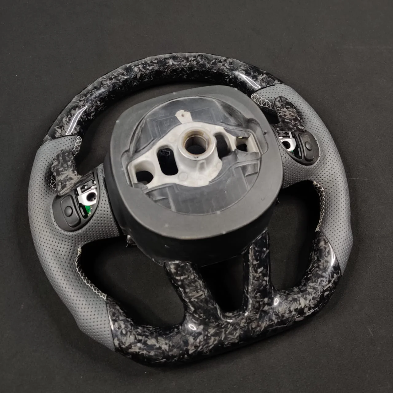 2015-2023 Chrysler 300 Custom Carbon Fiber Steering Wheel - Image 74