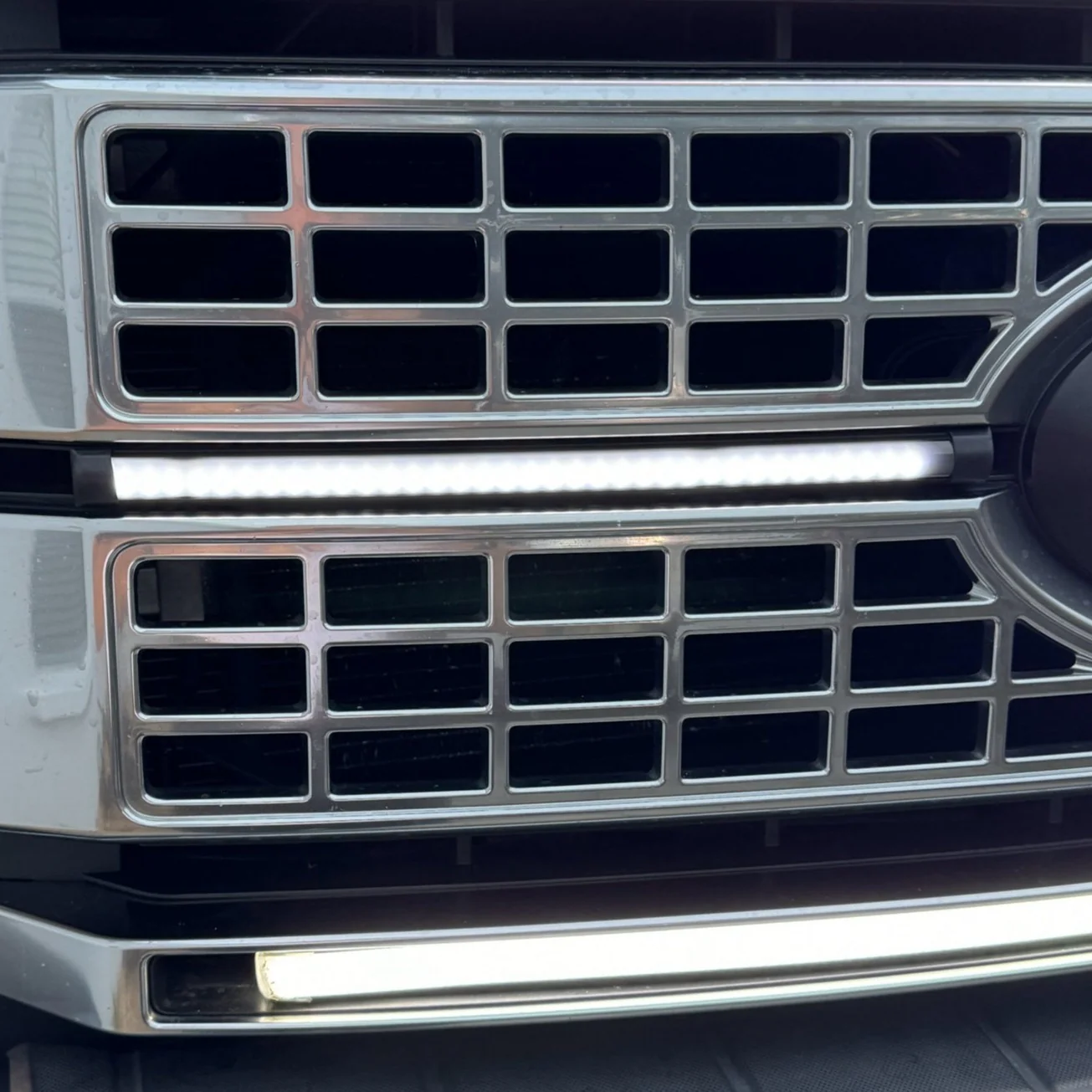 2017-2019 Ford Super Duty F250 F350 LED Grill Accent Light Bars Kit - Image 6