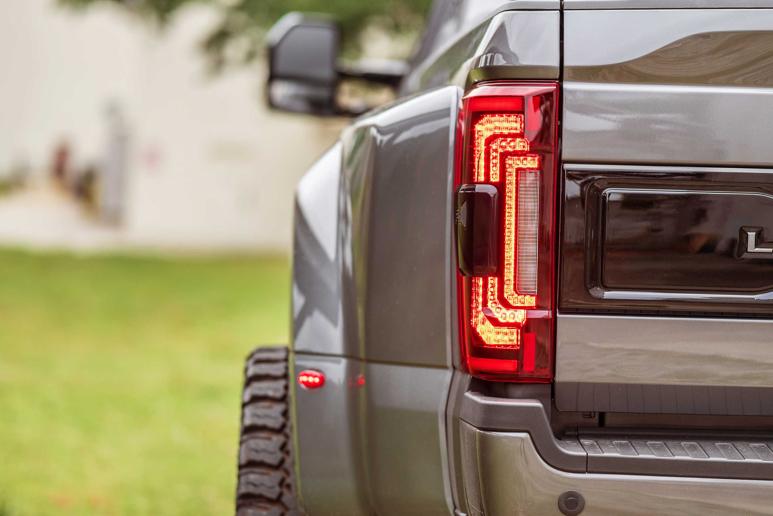 2017-2022 Ford F250 Super Duty Red Smoked LED Tail Lights - Image 5
