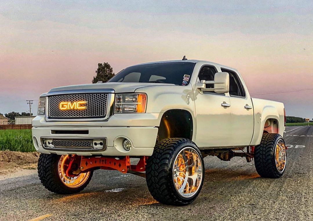 2007-2026+ GMC Sierra Yukon Canyon Illuminated RGBW LED Badge Emblem Logo - Image 20