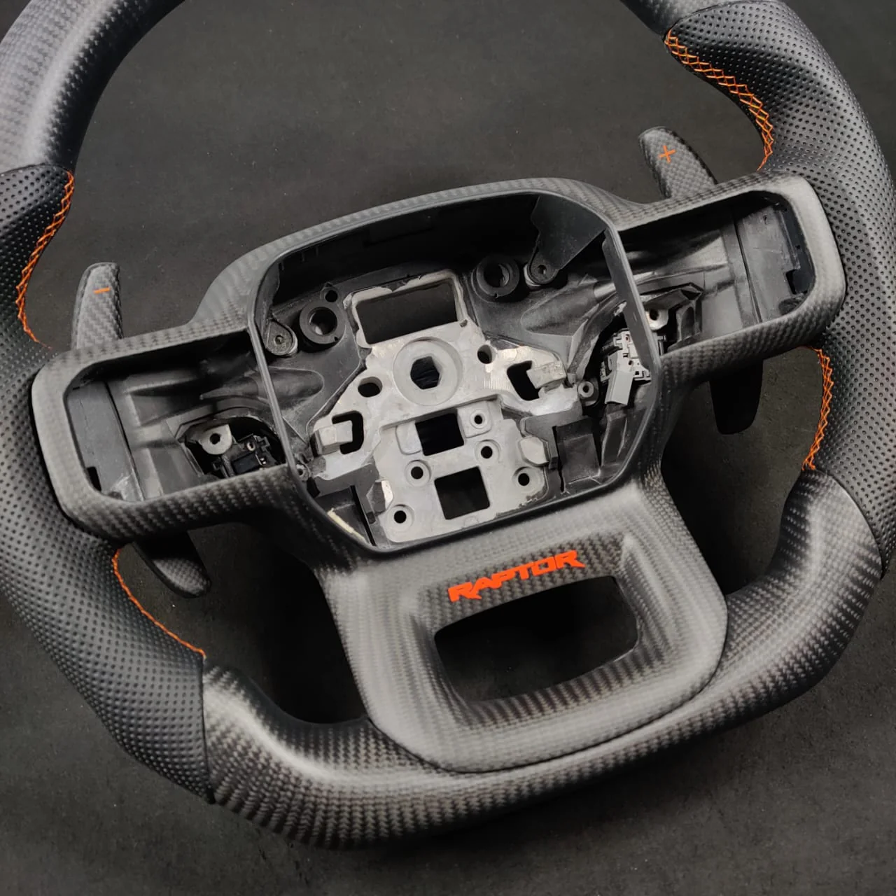 2021-2026+ Ford F150 & Raptor Custom Carbon Fiber LED Steering Wheel - Image 90