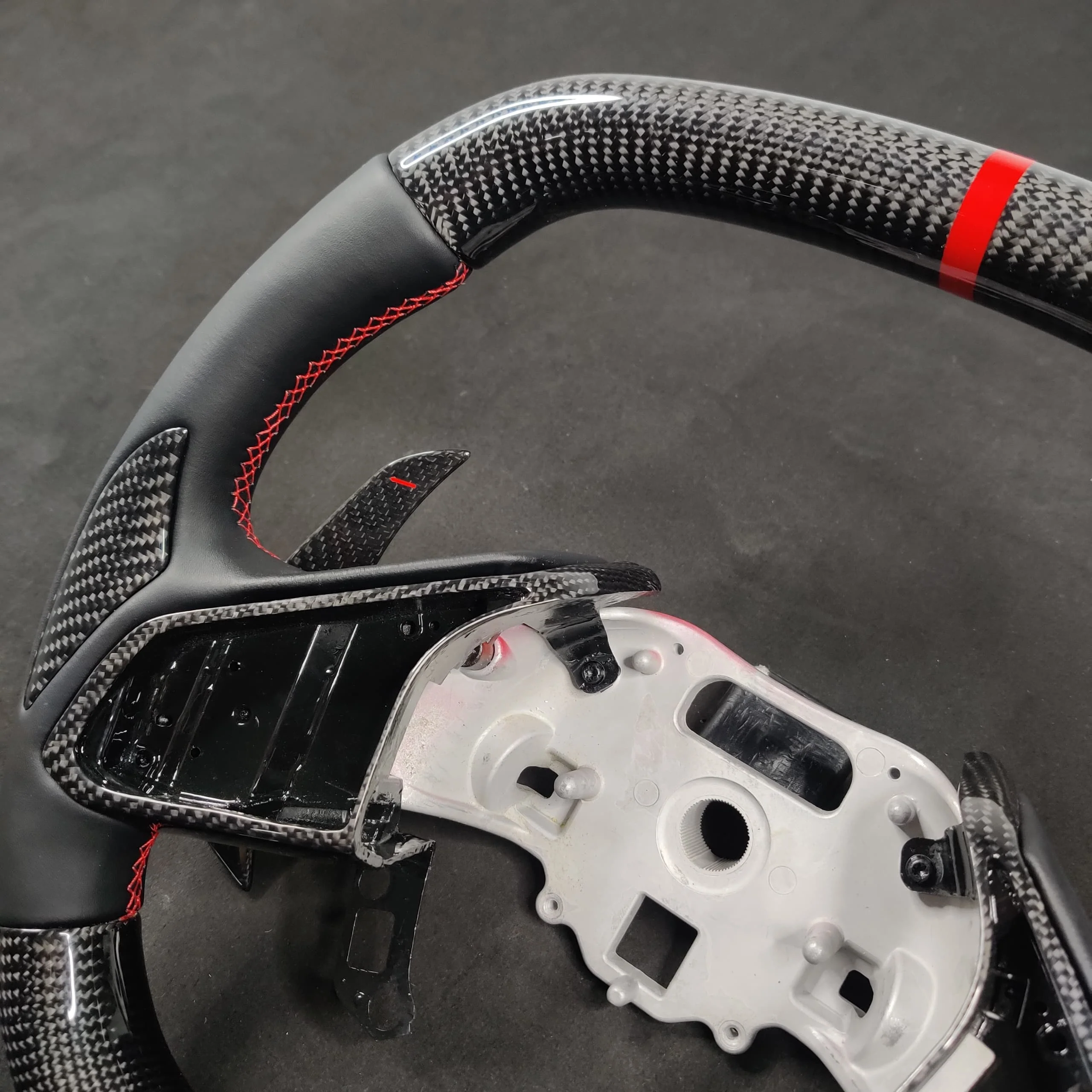 2020-2026+ Chevrolet C8 Corvette Custom Carbon Fiber Steering Wheel - Image 24