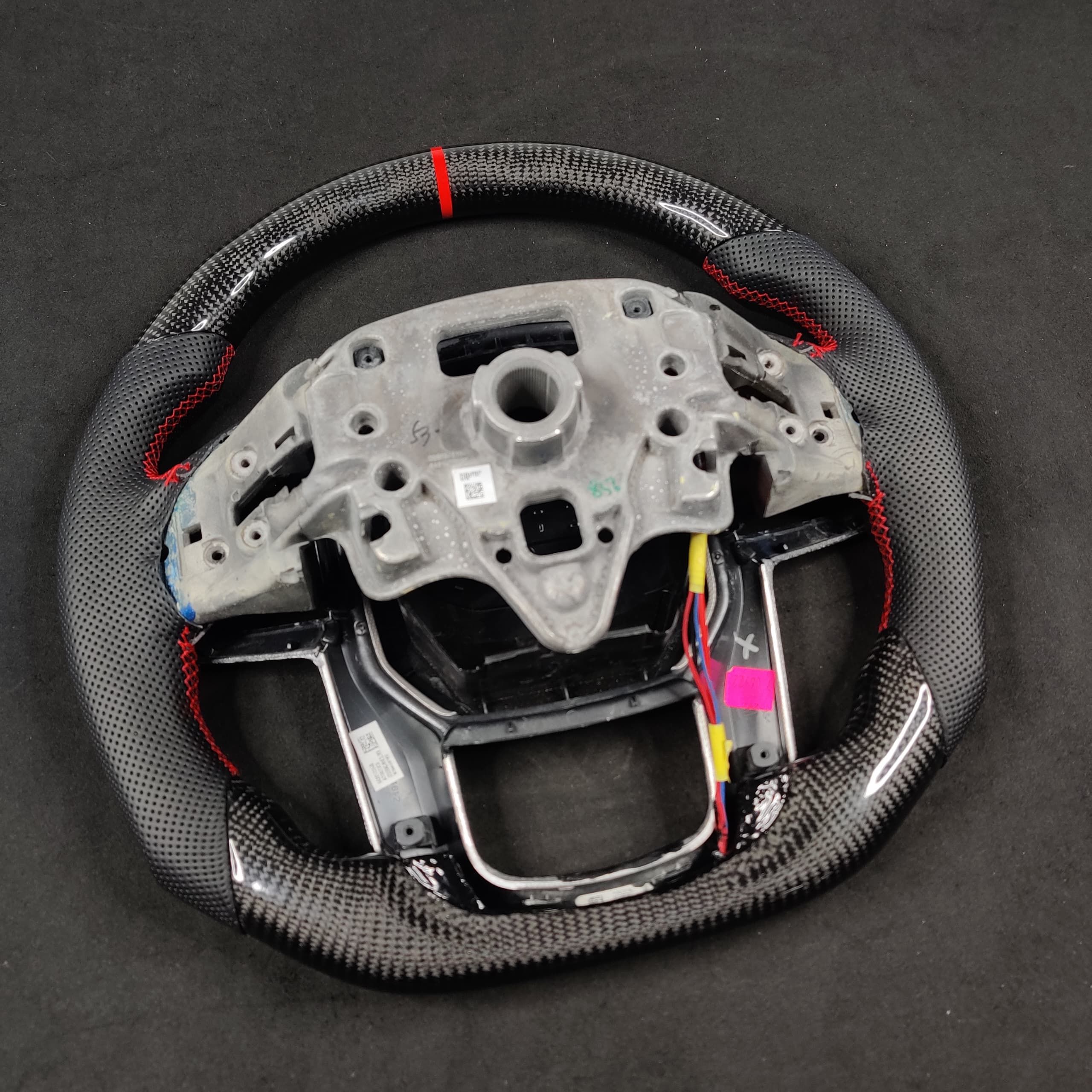 2020-2026+ GMC Sierra 1500 2500 HD Custom Carbon Fiber Steering Wheel - Image 15