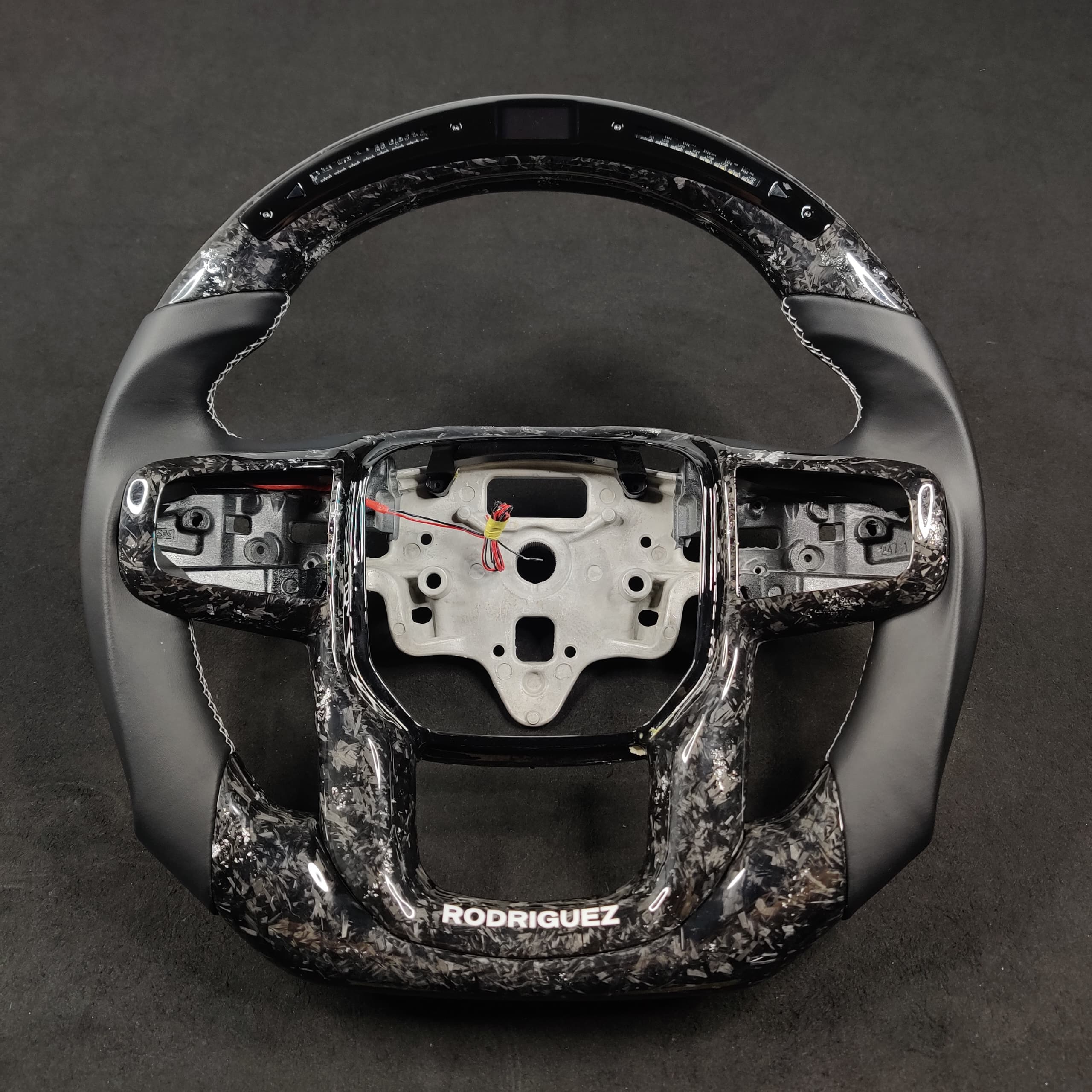 2020-2026+ GMC Sierra 1500 2500 HD Custom Carbon Fiber Steering Wheel - Image 6