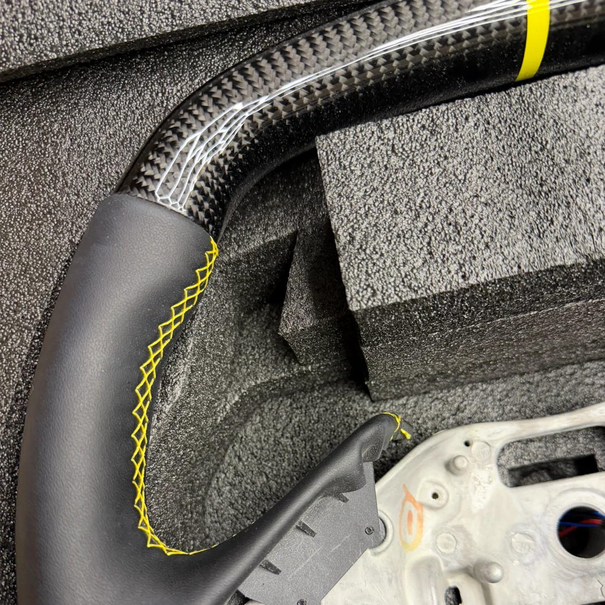 2020-2026+ Chevy C8 Corvette Z51 Carbon Fiber Steering Wheel - IN STOCK - Image 4