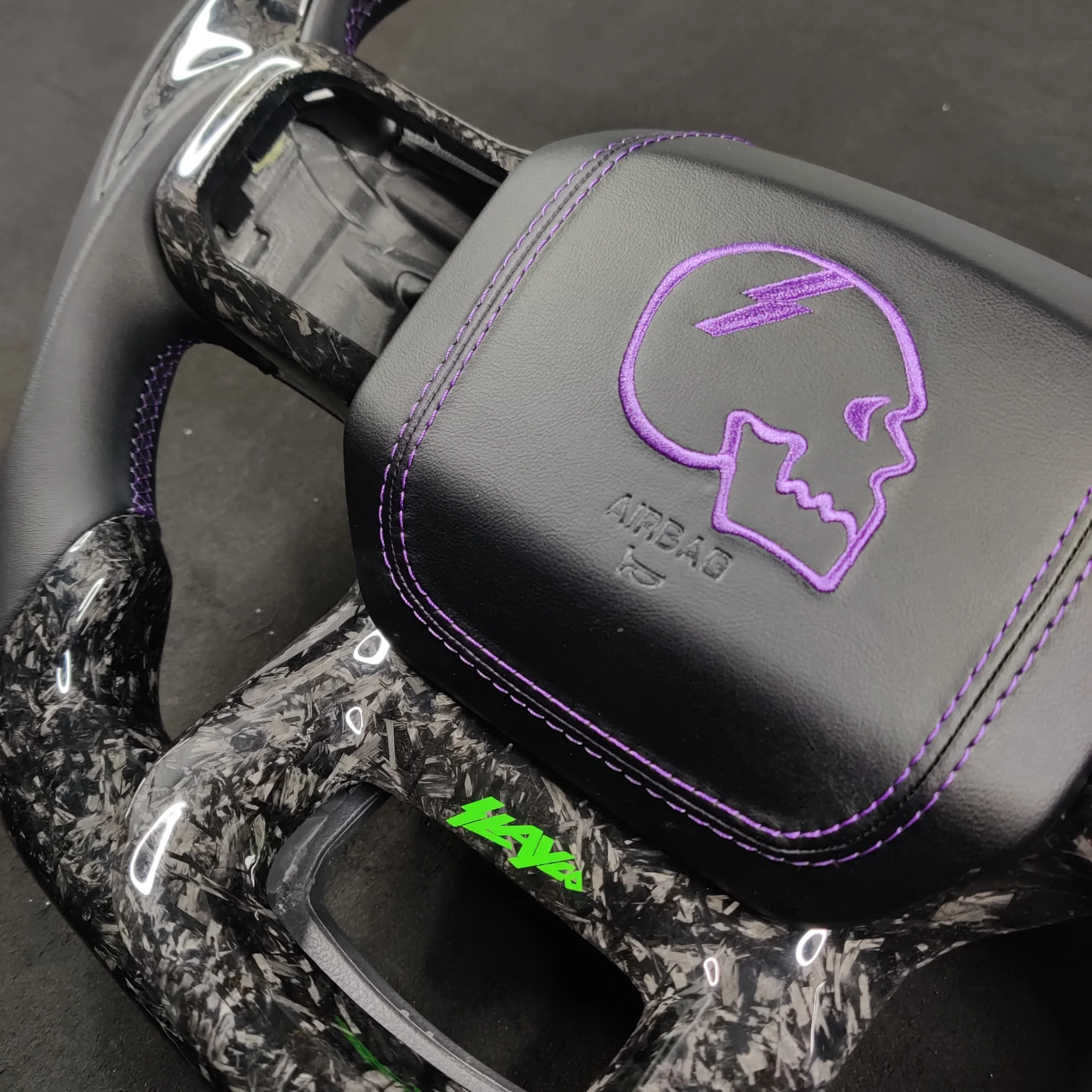 2021-2026+ Ford F150 & Raptor Custom Carbon Fiber LED Steering Wheel - Image 18