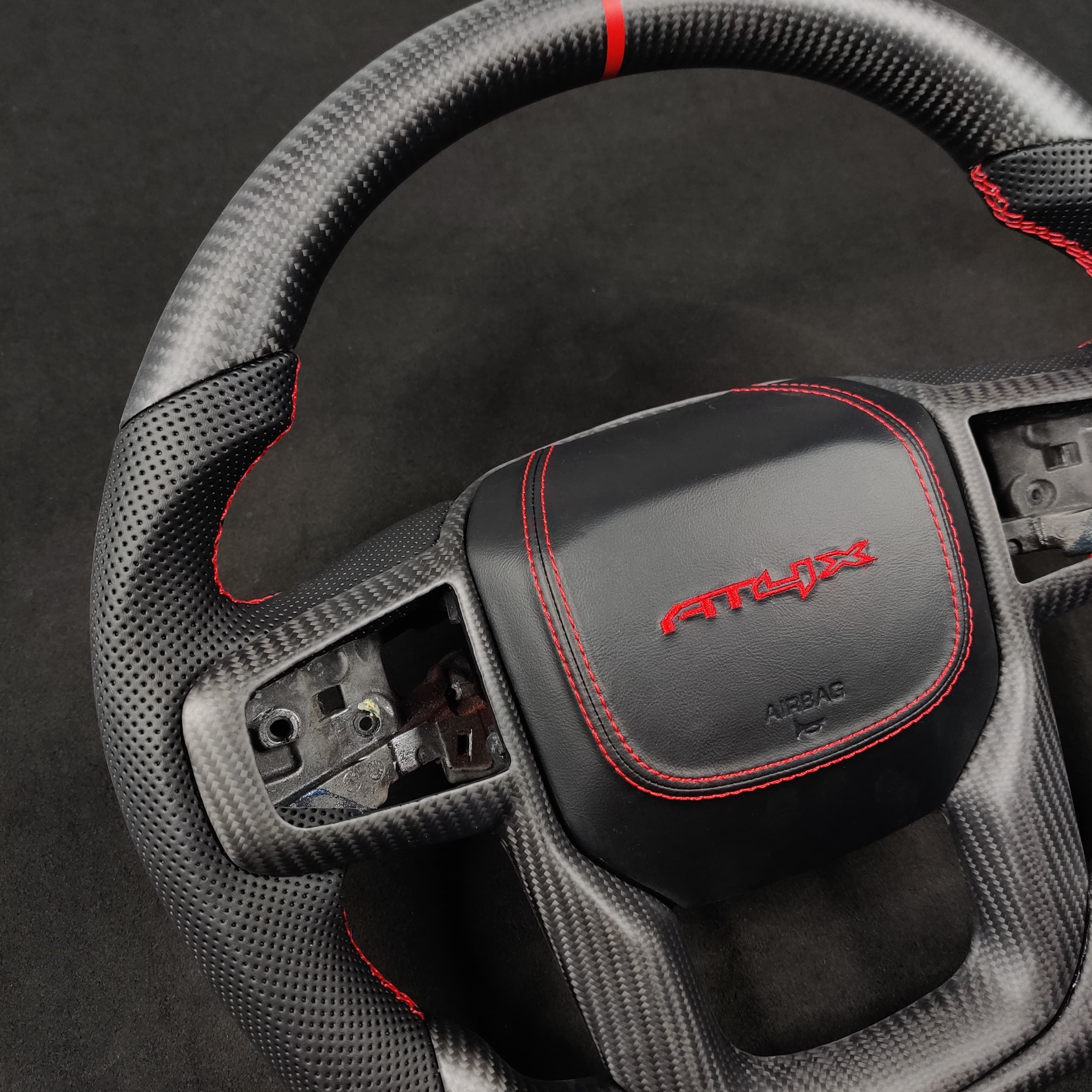 2020-2026+ GMC Sierra 1500 2500 HD Custom Carbon Fiber Steering Wheel - Image 10