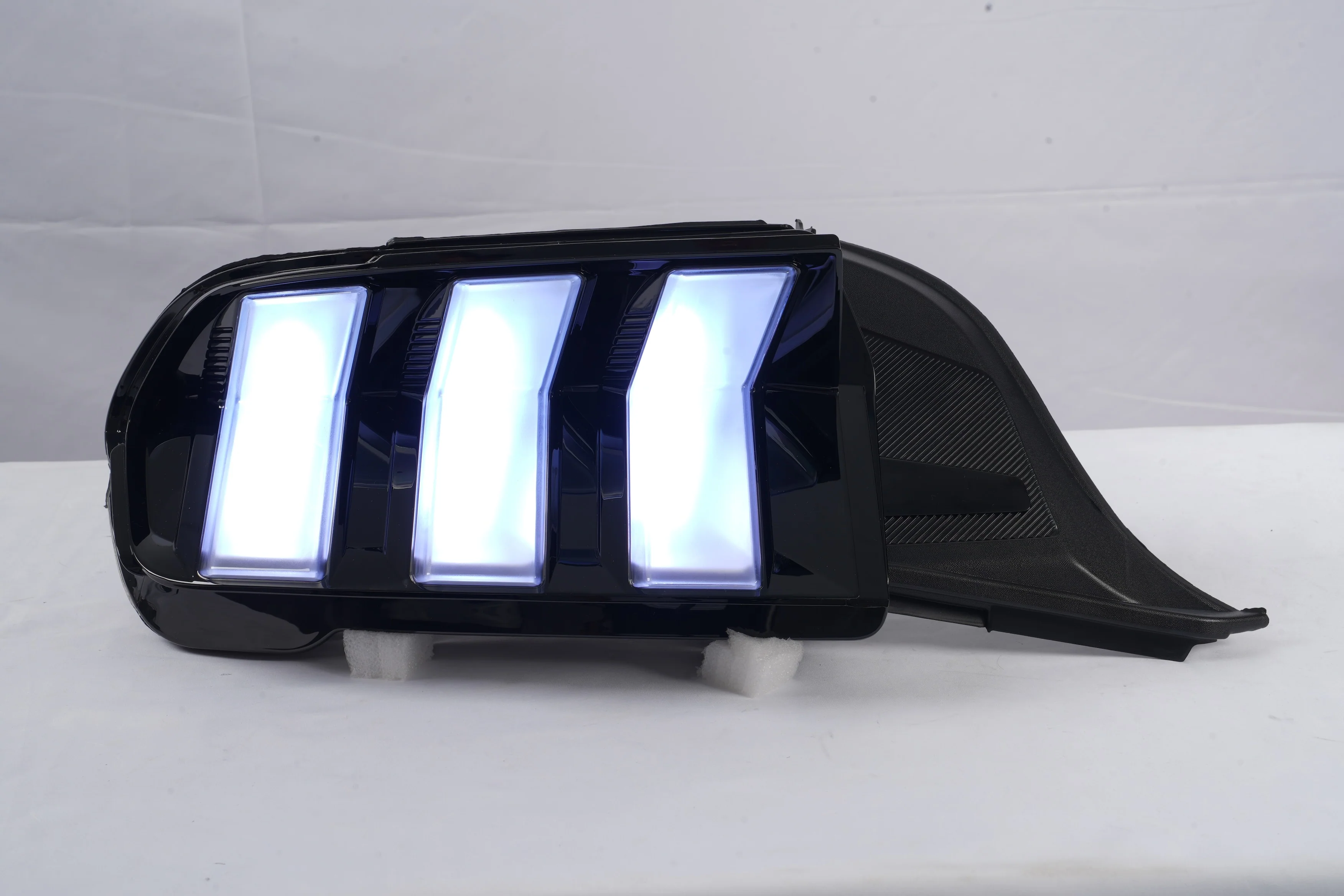 2024-2026+ Ford Mustang S650 RGB Flow Smoked Clear LED Tail Lights - Image 4