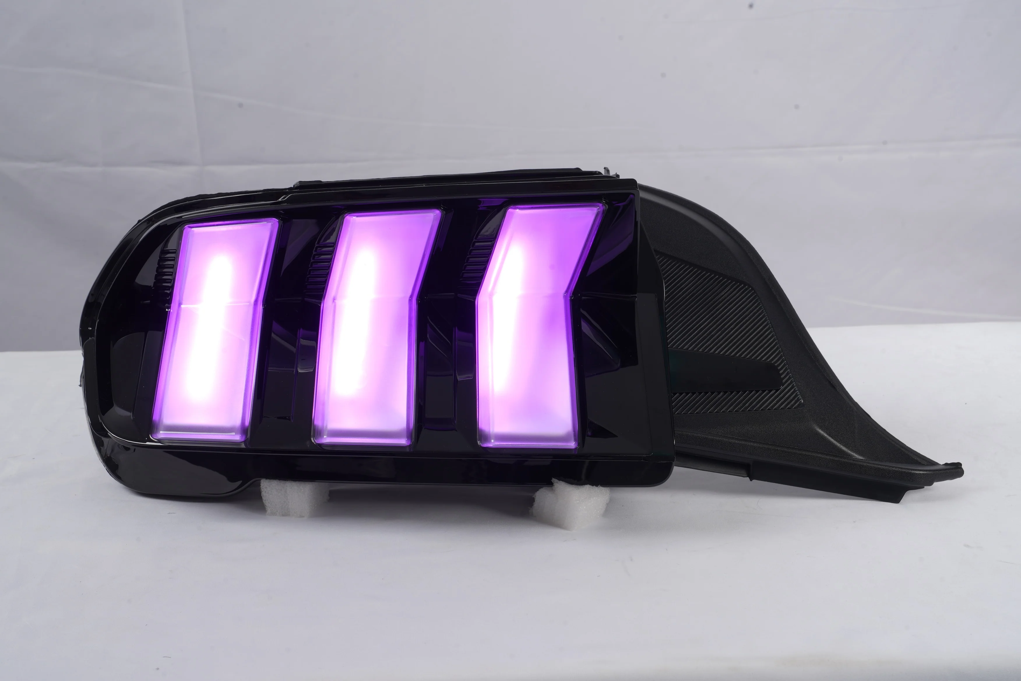2024-2026+ Ford Mustang S650 RGB Flow Smoked Clear LED Tail Lights - Image 8