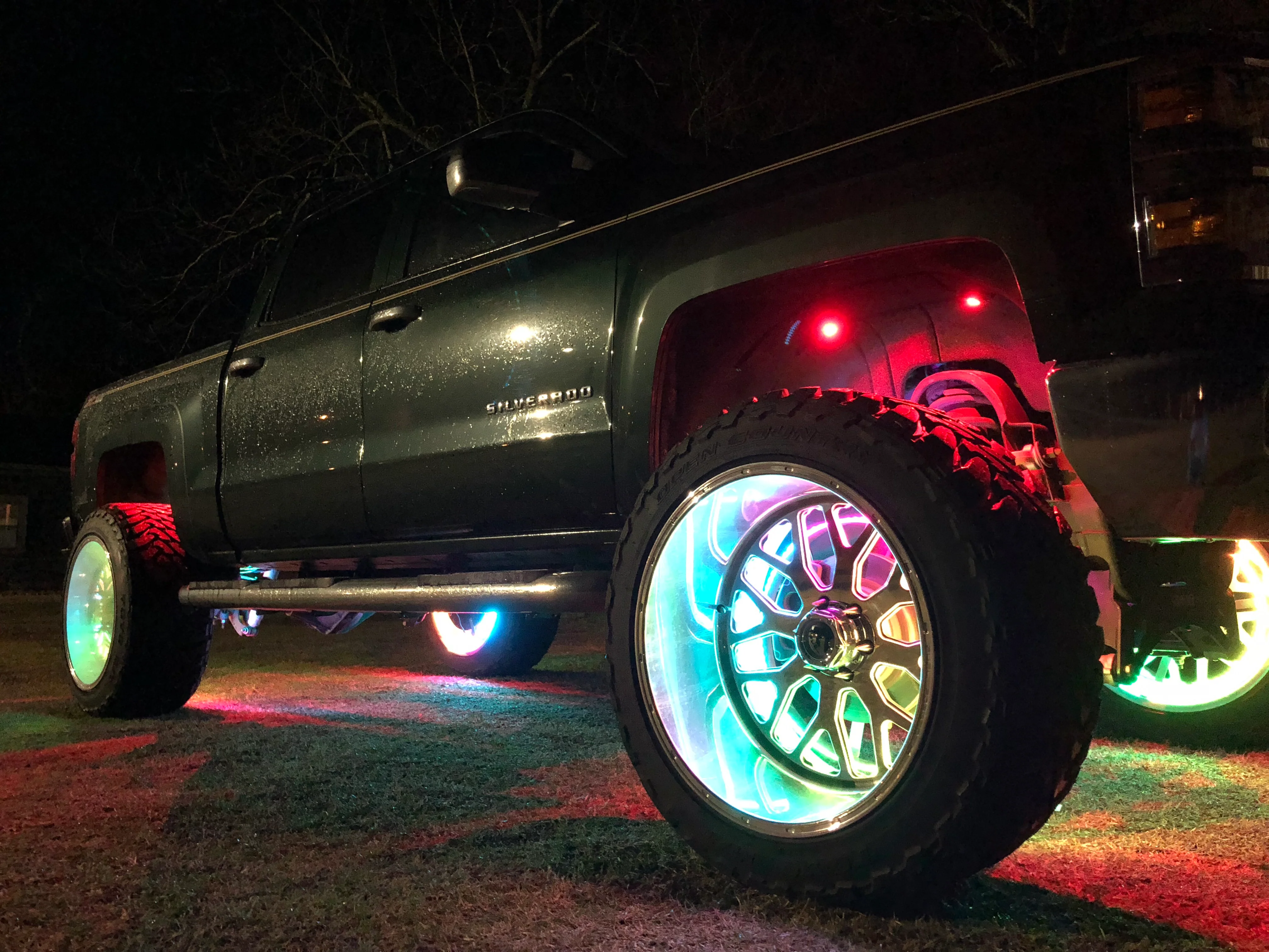 Flow Series Chasing LED Wheel Rings Lights Kit - Image 16