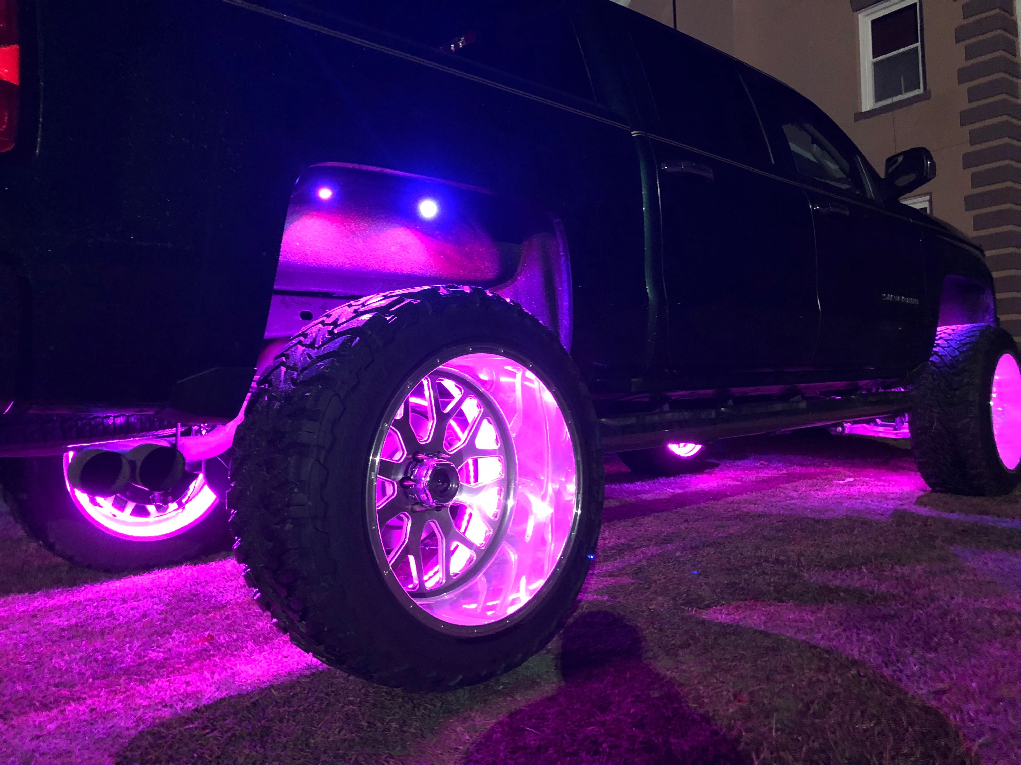 Flow Series Chasing LED Wheel Rings Lights Kit - Image 20