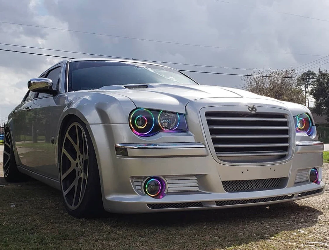 2005-2010 Chrysler 300C/SRT RGBW Flow Series Halo Headlights - Image 13