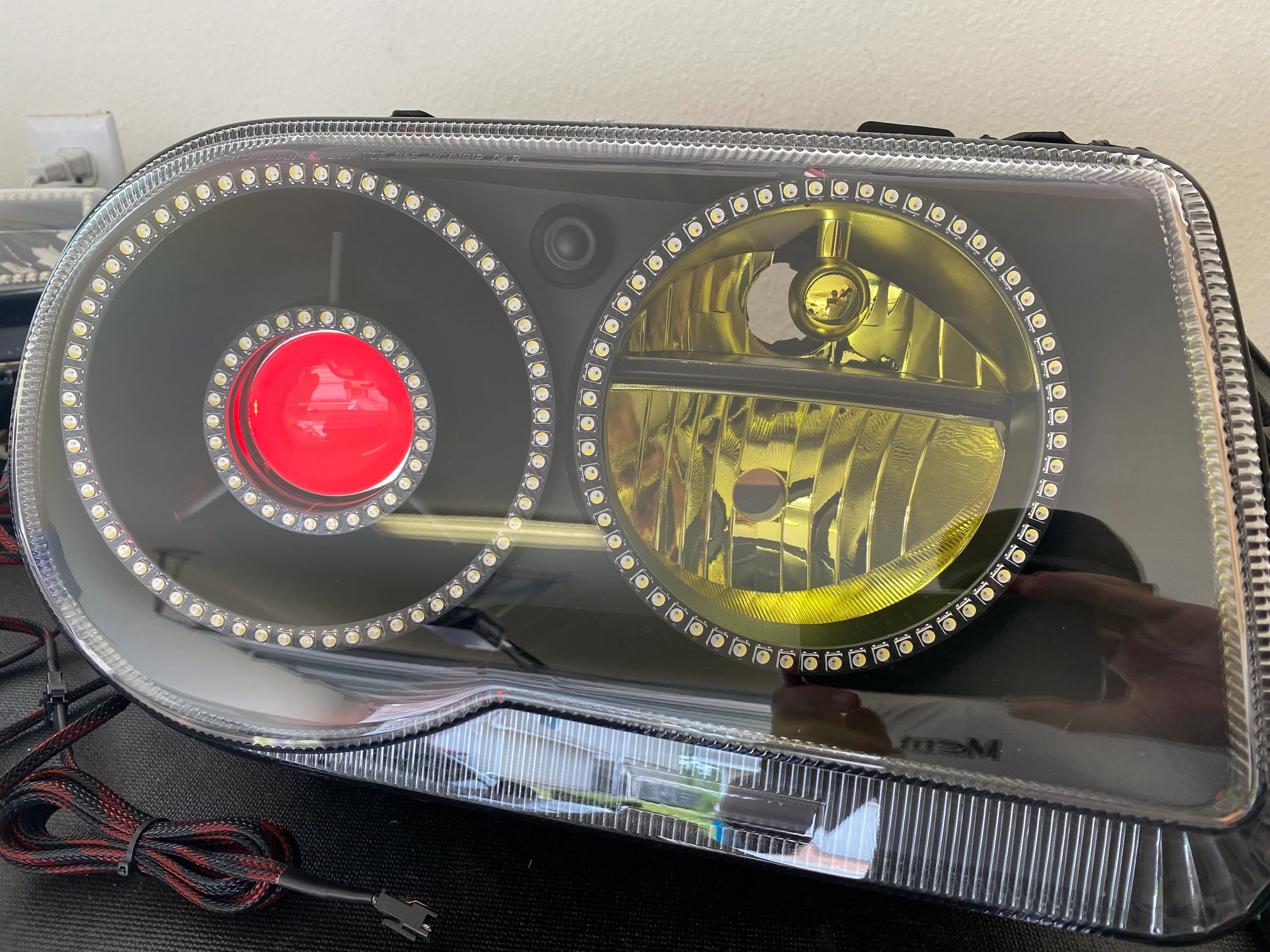 2005-2010 Chrysler 300C/SRT RGBW Flow Series Halo Headlights - Image 19